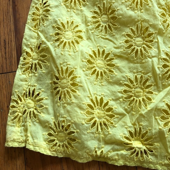 Lucky • Daisy Eyelet Full Cotton Skirt - Picture 4 of 6